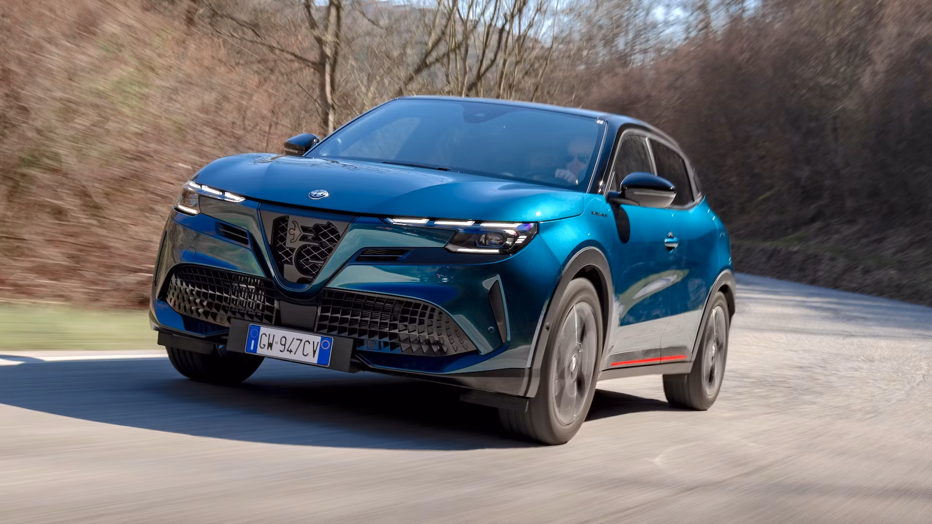 Alfa Romeo Junior Brings Italian Flair To The Compact EV Class!