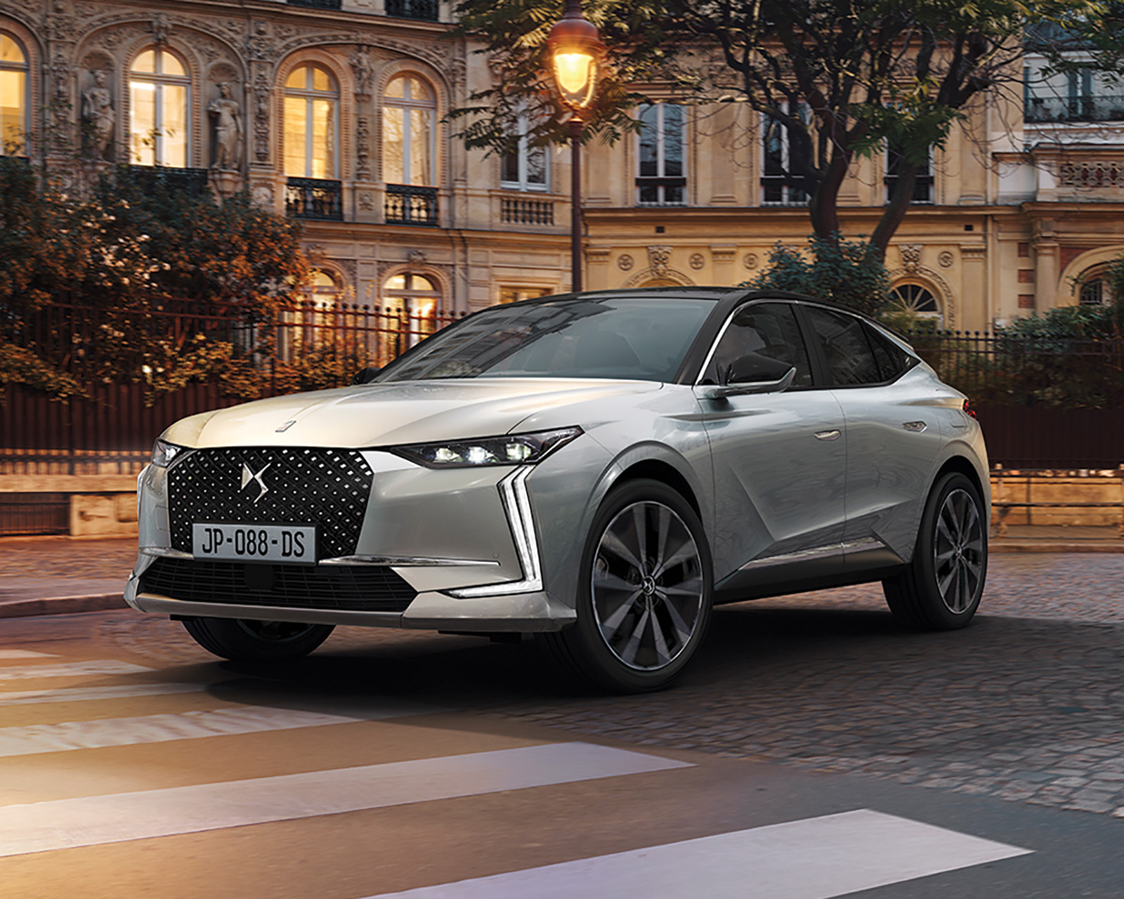 DS4 Hybrid, Comfort and Class Are To The Fore.