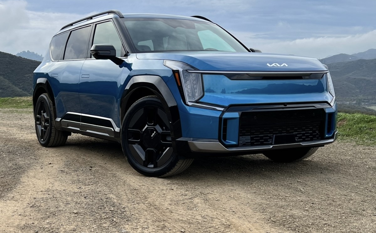 New Kia EV9 Aimed Squarely At The Luxury SUV Segment.