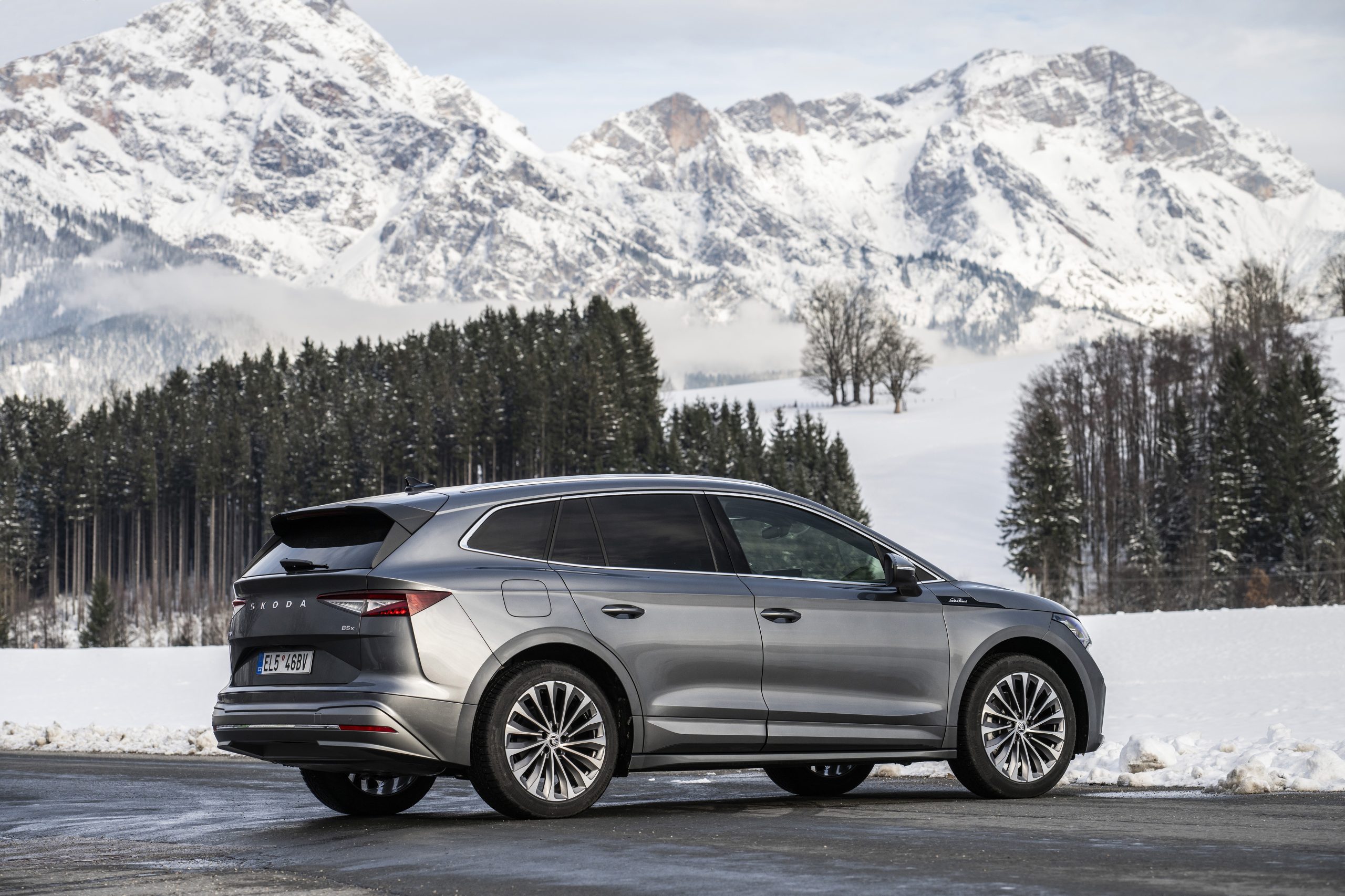 Skoda announce all new Enyaq and Mercedes launch luxury V-Class People Carrier.