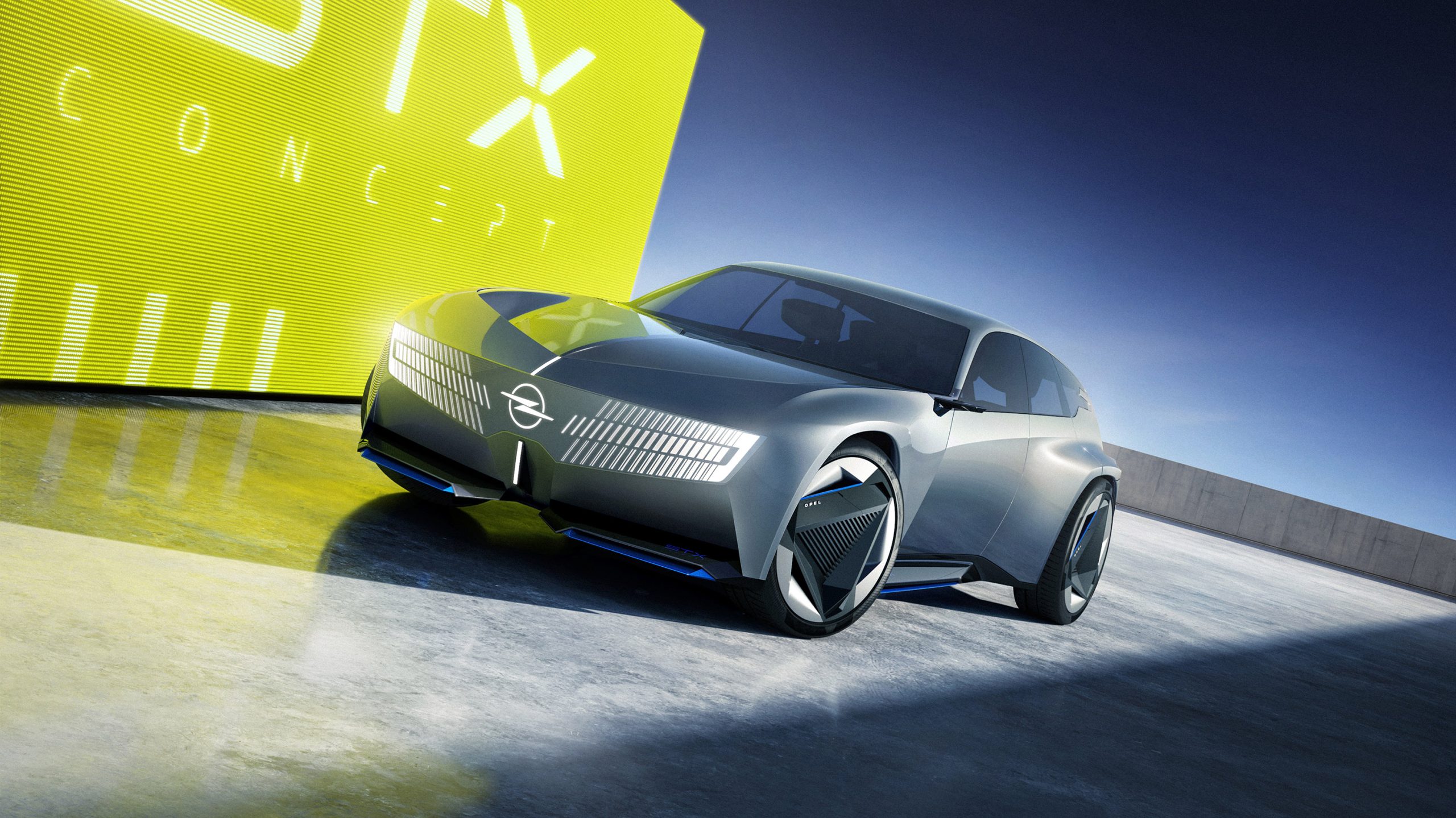 OPEL REVEALS STX CONCEPT: VISIONARY STUDY SHOWS THE ESTATE DESIGN OF TOMORROW